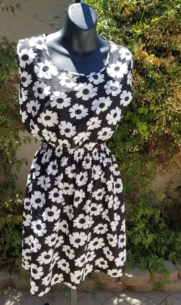 Liva Girl dress